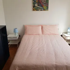 https://foresteria-giulia.italymilanhotels.net